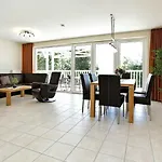 Apartment 4 Person In *