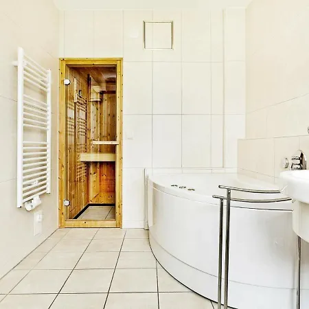 One-bedroom In 5 아파트